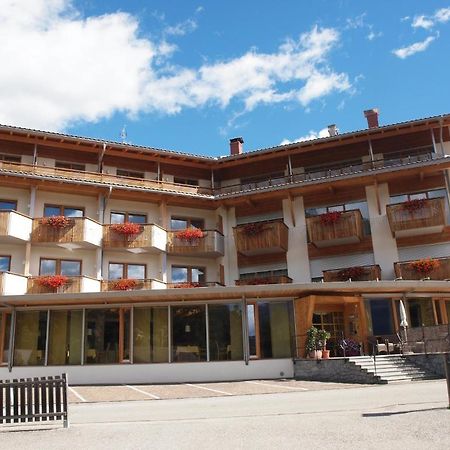 Sporthotel Rasen Rasùn di Sotto Kültér fotó