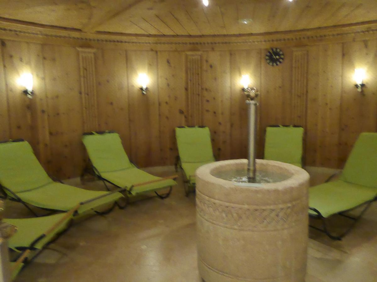 Sporthotel Rasen Rasùn di Sotto Kültér fotó